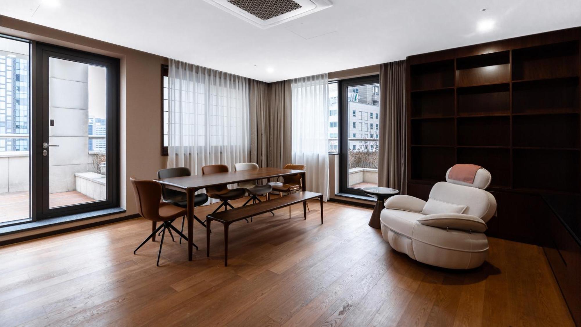 The Prima Hotel Jongno Seoul Exterior photo