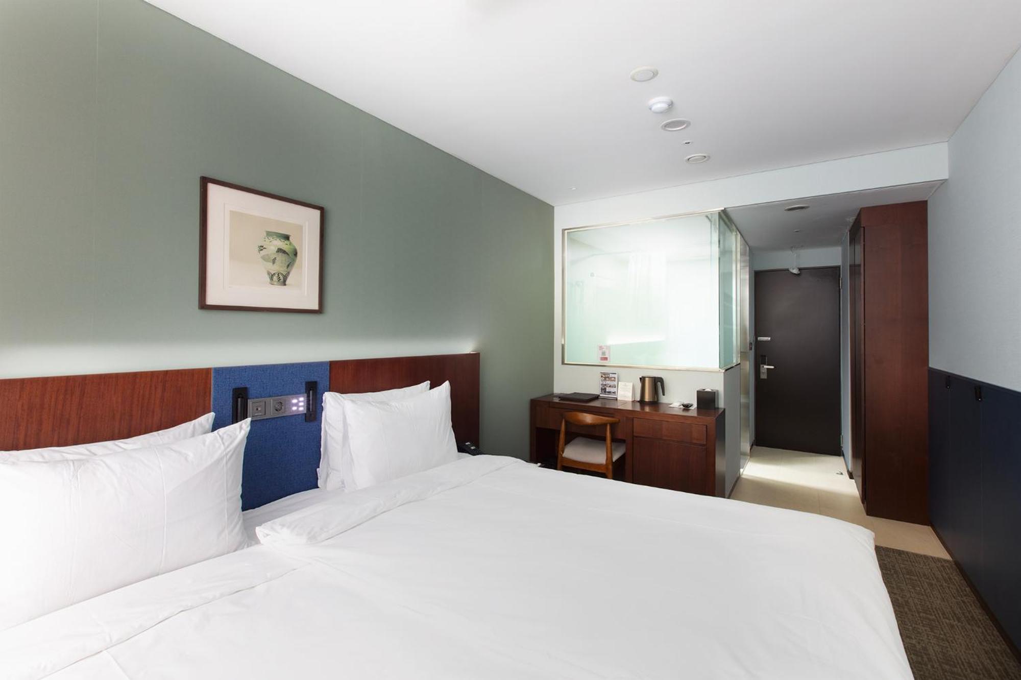 The Prima Hotel Jongno Seoul Room photo
